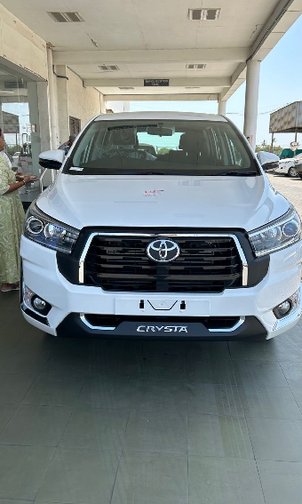 innova car